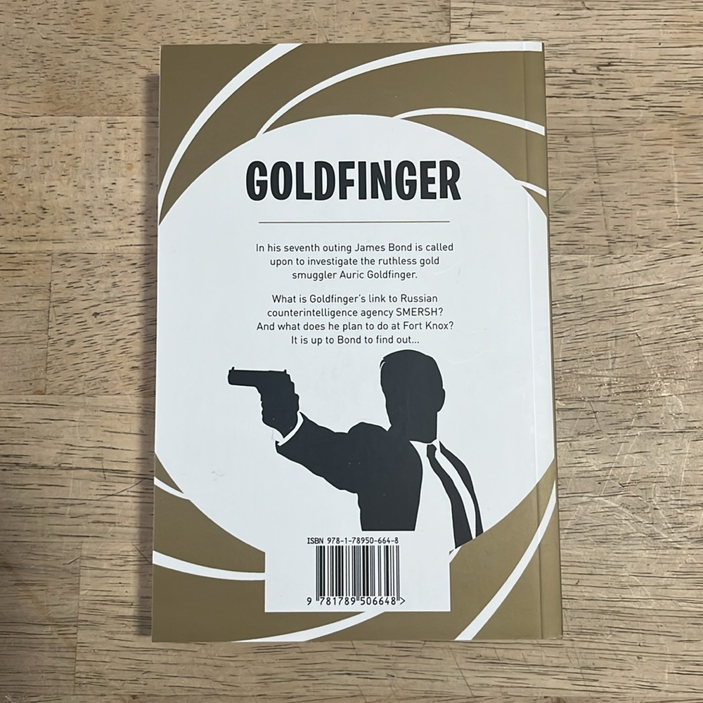 James Bond Collection Box Set - Picture 8 of 14